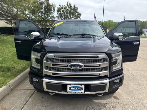 Used 2017 Ford F150 Platinum w/ Equipment Group 701A Luxury image 10