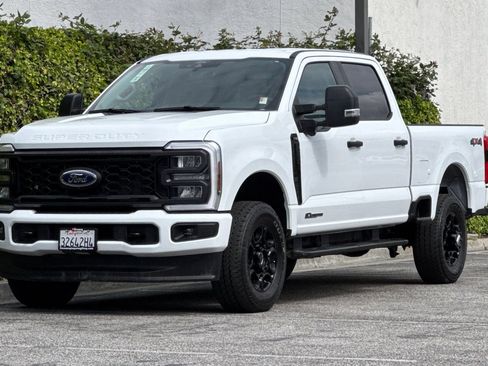 Used 2025 Ford F250 XL w/ STX Appearance Package AWD/4WD image 9