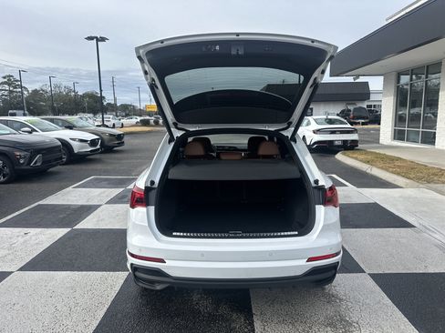 Used 2025 Audi Q3 2.0T Premium w/ Convenience Package image 5