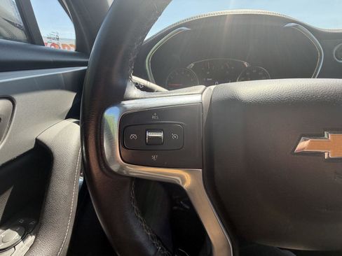 Used 2020 Chevrolet Blazer LT FWD image 16