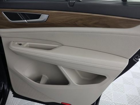 Used 2024 Volkswagen Atlas SE image 28