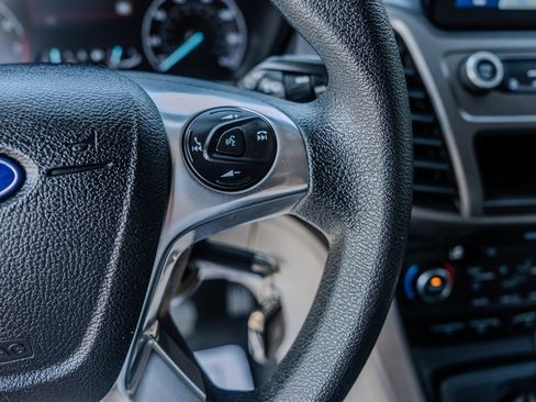 Used 2019 Ford Transit Connect XLT image 17