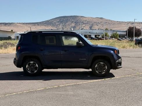 Used 2017 Jeep Renegade Sport w/ Power & Air Group AWD/4WD image 6