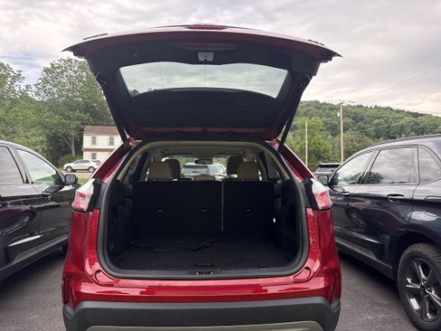 Used 2022 Ford Edge SEL w/ Convenience Package AWD/4WD image 5