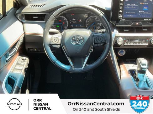 Used 2021 Toyota Venza XLE AWD/4WD image 14