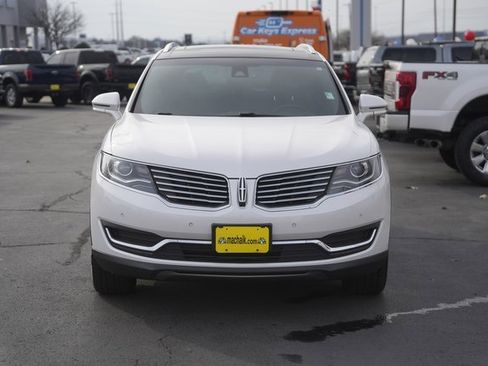 Used 2018 Lincoln MKX Reserve w/ Driver Assistance Package image 3