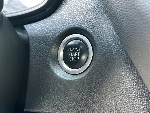 Used 2024 Toyota Corolla SE FWD image 25