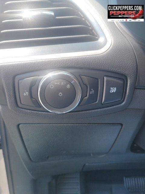 Used 2024 Ford Edge SE AWD/4WD image 14