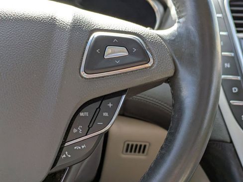 Used 2018 Lincoln MKX Reserve w/ Driver Assistance Package image 32