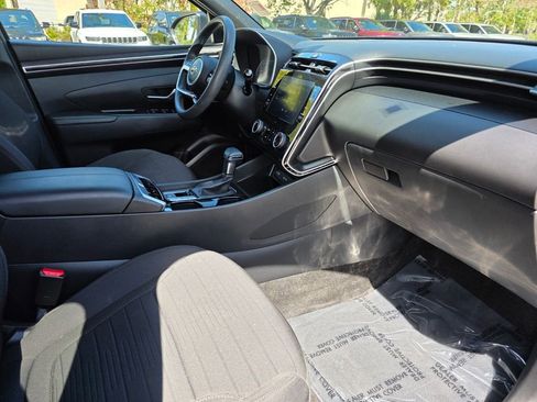 Used 2023 Hyundai Santa Cruz SEL image 9