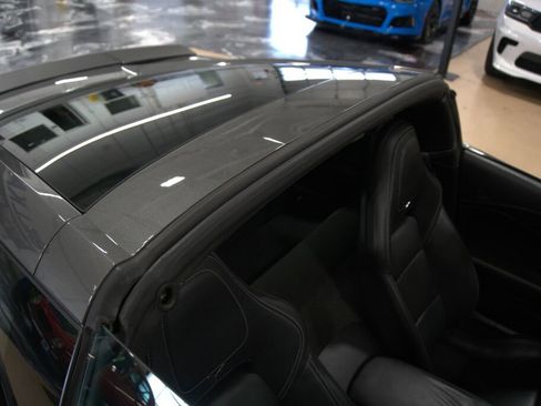 Used 2016 Chevrolet Corvette Stingray Coupe w/ 2LT Preferred Equipment Group image 28