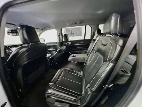 Used 2021 Jeep Grand Cherokee L Limited RWD image 28