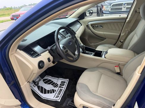 Used 2015 Ford Taurus SEL FWD image 16