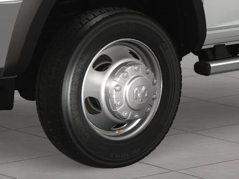 New 2023 RAM 5500 Tradesman AWD/4WD image 11