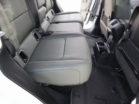 New 2026 Jeep Gladiator Mojave AWD/4WD image 15
