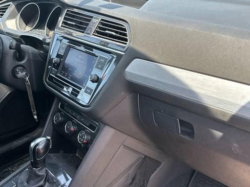 Used 2018 Volkswagen Tiguan S FWD image 15