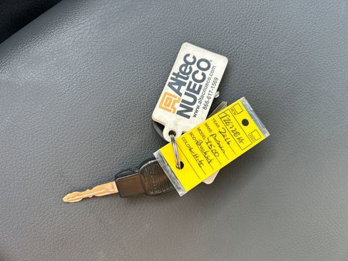 Used 2016 RAM 4500 Tradesman image 23