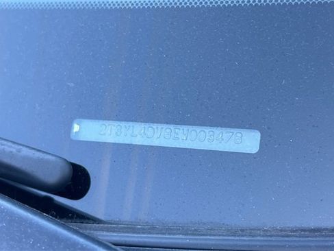 Used 2014 Toyota RAV4 EV image 35