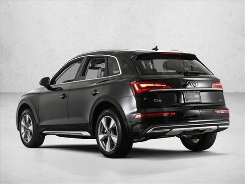 Certified 2024 Audi Q5 Premium AWD/4WD image 8