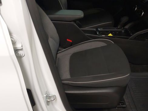 Certified 2023 Chevrolet TrailBlazer LT w/ Convenience Package image 28