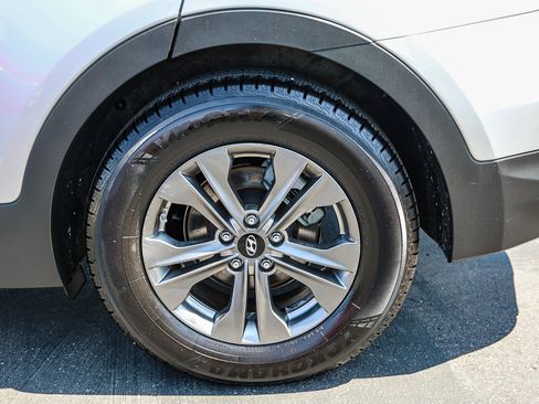 Used 2015 Hyundai Santa Fe Sport AWD/4WD image 25