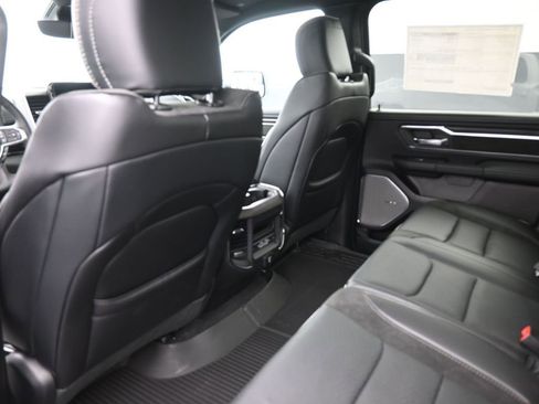 New 2026 RAM 1500 Laramie AWD/4WD image 10