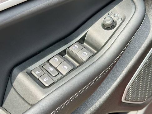 New 2026 Jeep Grand Cherokee L Limited AWD/4WD image 19