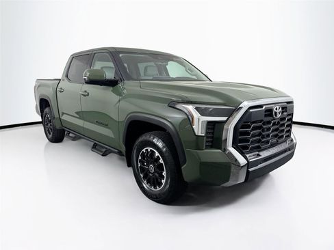 Used 2022 Toyota Tundra SR5 w/ TRD Off-Road Premium Package AWD/4WD image 10