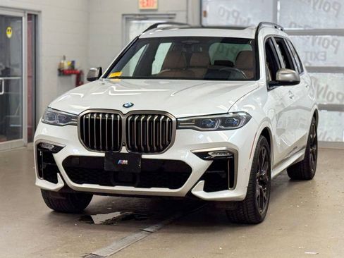 Used 2020 BMW X7 M50i AWD/4WD image 3