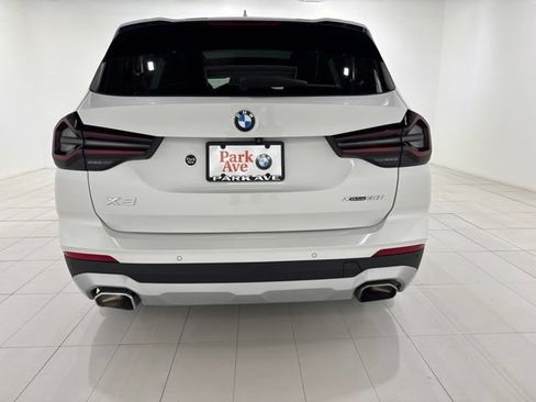Used 2022 BMW X3 xDrive30i w/ Premium Package AWD/4WD image 4