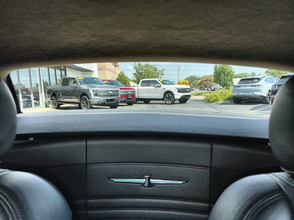 Used 2002 Ford Thunderbird RWD image 25