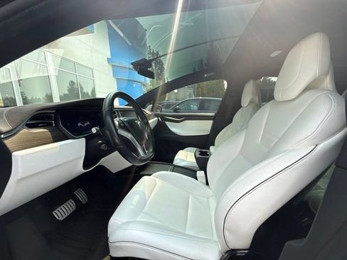Used 2016 Tesla Model X Performance AWD/4WD image 5