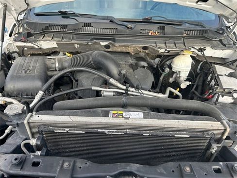 Used 2013 RAM 1500 Sport image 11