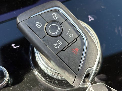 New 2025 Cadillac Escalade IQ Sport 2 image 33