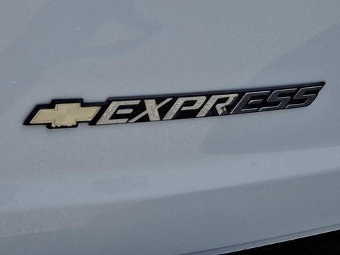 Used 2023 Chevrolet Express 2500 w/ Driver Convenience Package image 28