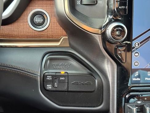 Used 2024 RAM 2500 Limited w/ Safety Group image 22