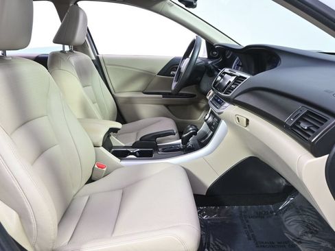 Used 2014 Honda Accord EX-L image 16