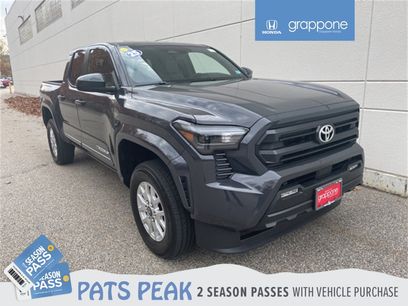 Used 2025 Toyota Tacoma SR5