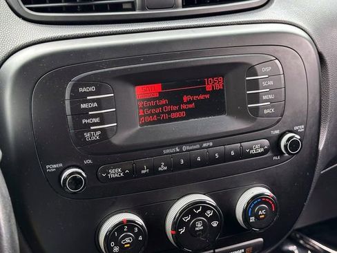 Used 2014 Kia Soul + FWD image 21