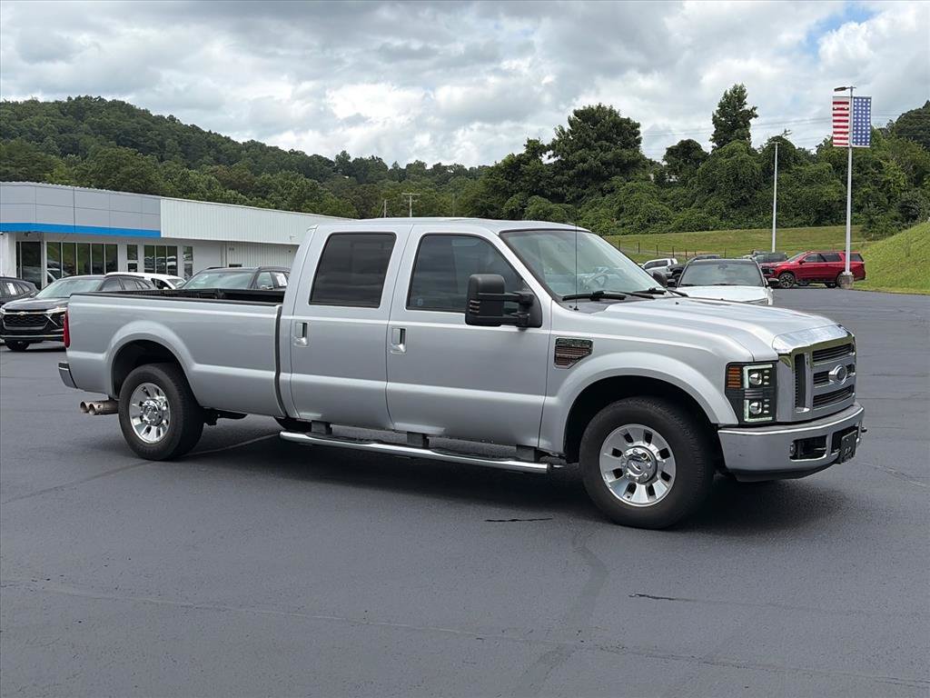 Used 2010 Ford F350 Lariat RWD image 5