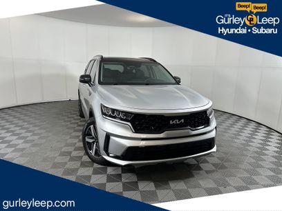 Used 2022 Kia Sorento S w/ Panoramic Sunroof Package