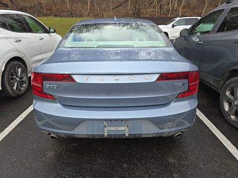 Used 2018 Volvo S90 T5 Momentum w/ Convenience Package image 3