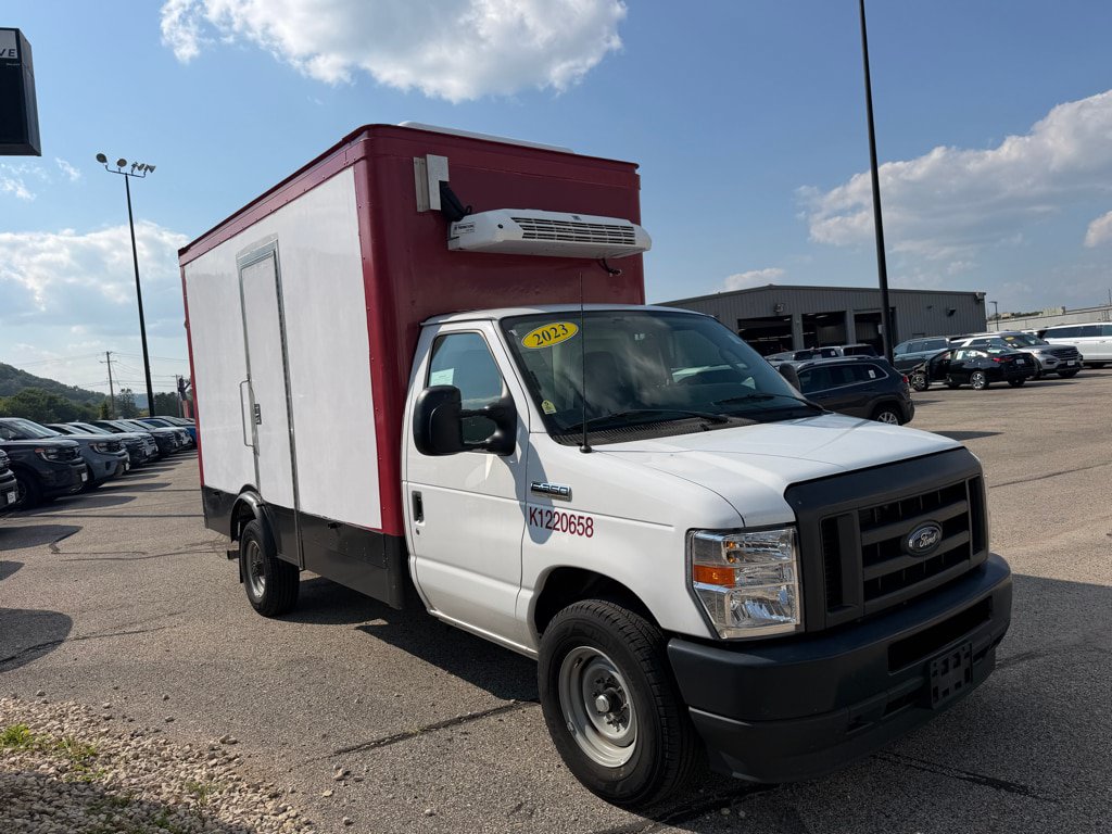 Used 2023 Ford E-350 and Econoline 350 Super Duty w/ Power Windows & Locks Group RWD image 2