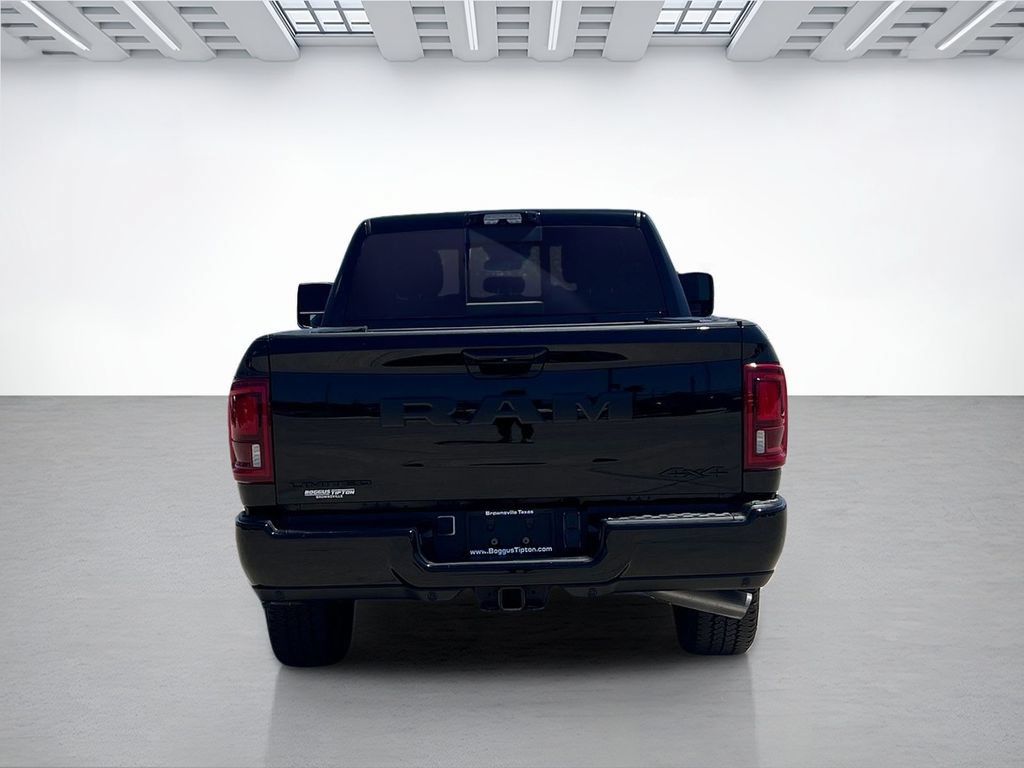 New 2025 RAM 2500 Limited AWD/4WD image 4
