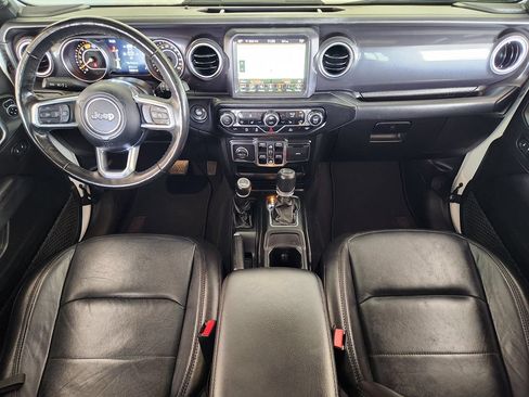 Used 2021 Jeep Wrangler Unlimited Sahara AWD/4WD image 33