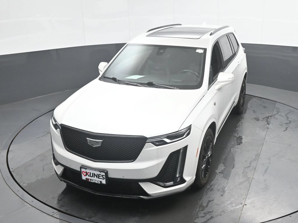 Used 2024 Cadillac XT6 Sport w/ LPO, ONYX Package AWD/4WD image 33