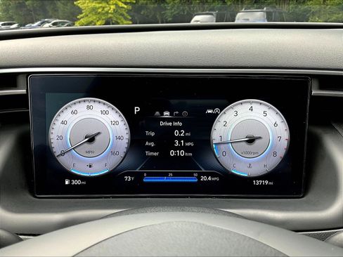 Used 2023 Hyundai Tucson Limited AWD/4WD image 13