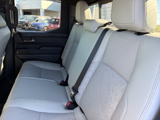 Used 2024 Toyota Tacoma Limited w/ Limited Package (LT) AWD/4WD image 23