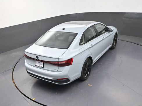New 2026 Volkswagen Jetta SE image 17