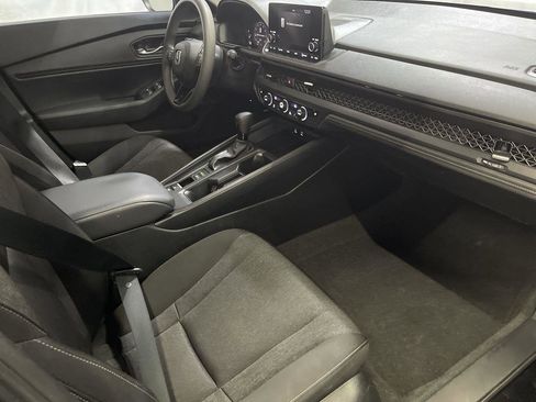 Certified 2023 Honda Accord EX image 24